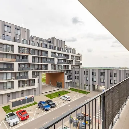 Cityscape Oasis: Active Heaven Apartment Bratislava