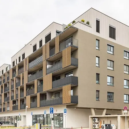 Cityscape Oasis: Active Heaven Apartment Bratislava