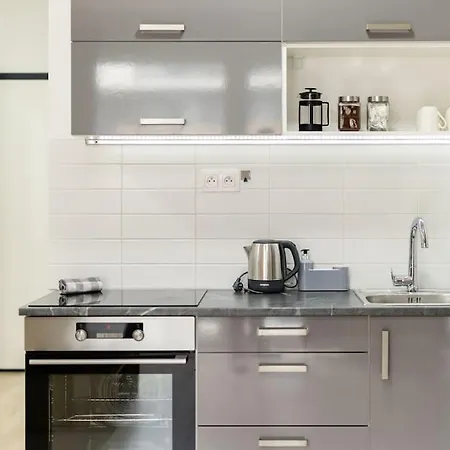 Apartment Cityscape Oasis: Active Heaven Bratislava