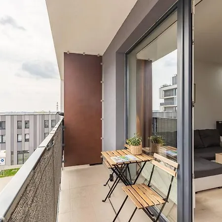 Cityscape Oasis: Active Heaven Apartmán