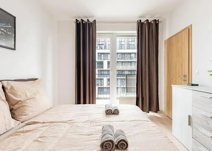 Cityscape Oasis: Active Heaven Апартаменты