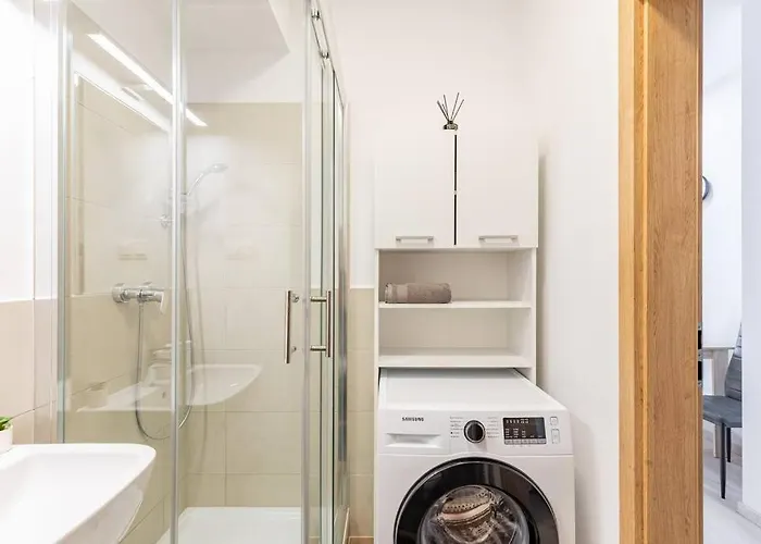 Cityscape Oasis: Active Heaven דירה