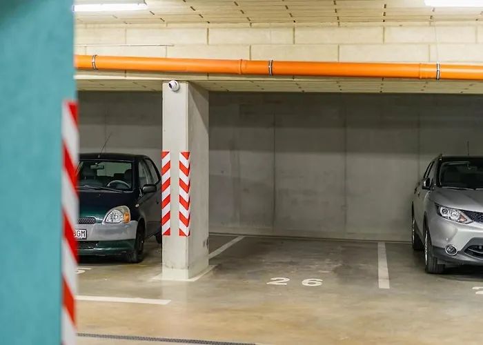 Cityscape Oasis: Active Heaven