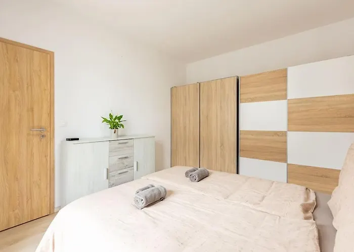 Cityscape Oasis: Active Heaven * ברטיסלאבה