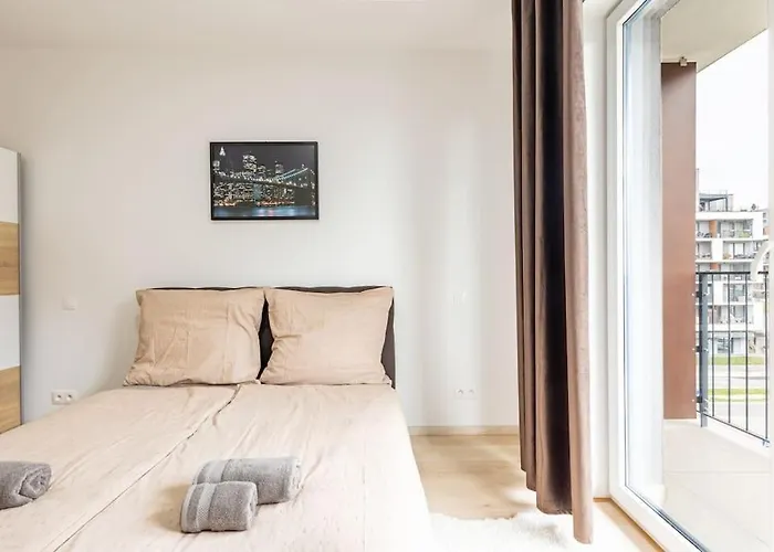 Cityscape Oasis: Active Heaven ברטיסלאבה